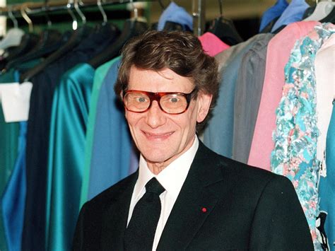 designer yves saint laurent|yves saint laurent founded.